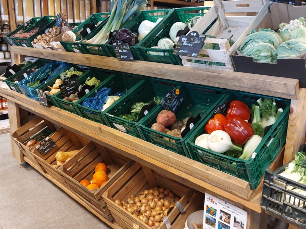 Gestion de stock et rayonnage attractif des fruits et légumes